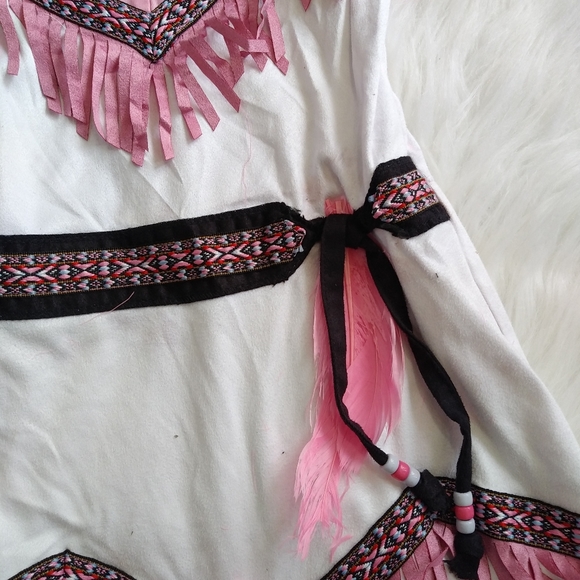 Girl's Indian Costume - Picture 7 of 11